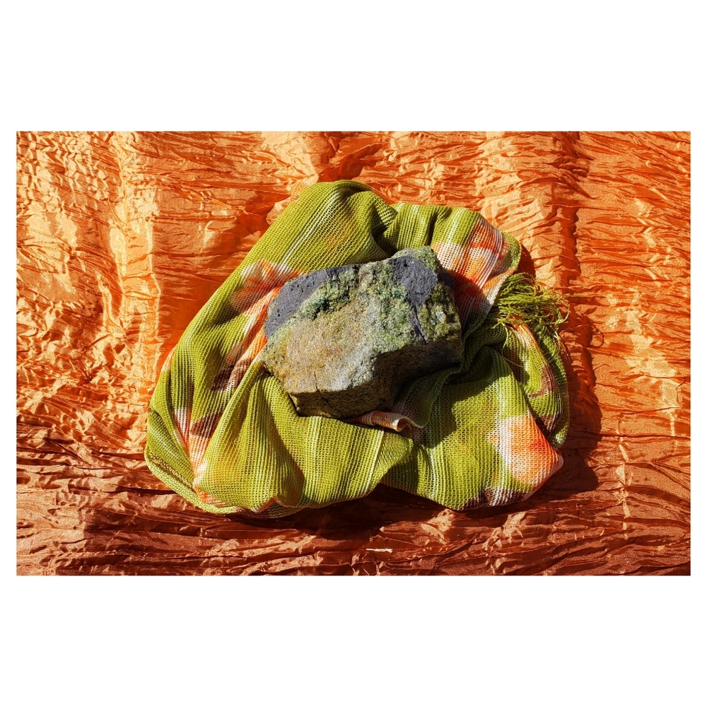 large 💚 peridot specimen from San Carlos Mine - Picture 3 of 5